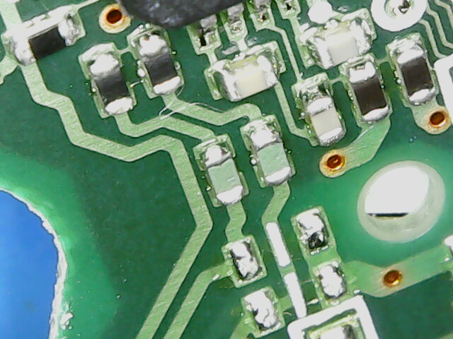 headphone out schematic